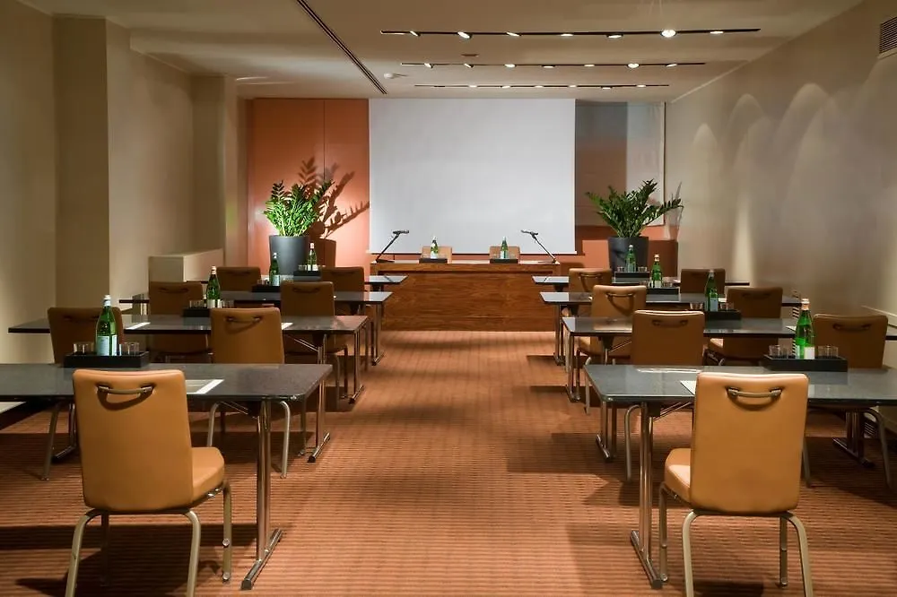 Starhotels Ritz Milan 4*,